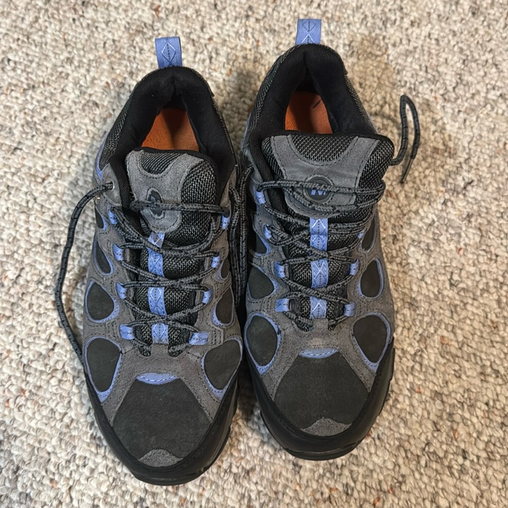 Merrell Castle Rock Women's Lavender Gray All Terrain Hiking Shoe - Size 7.5
